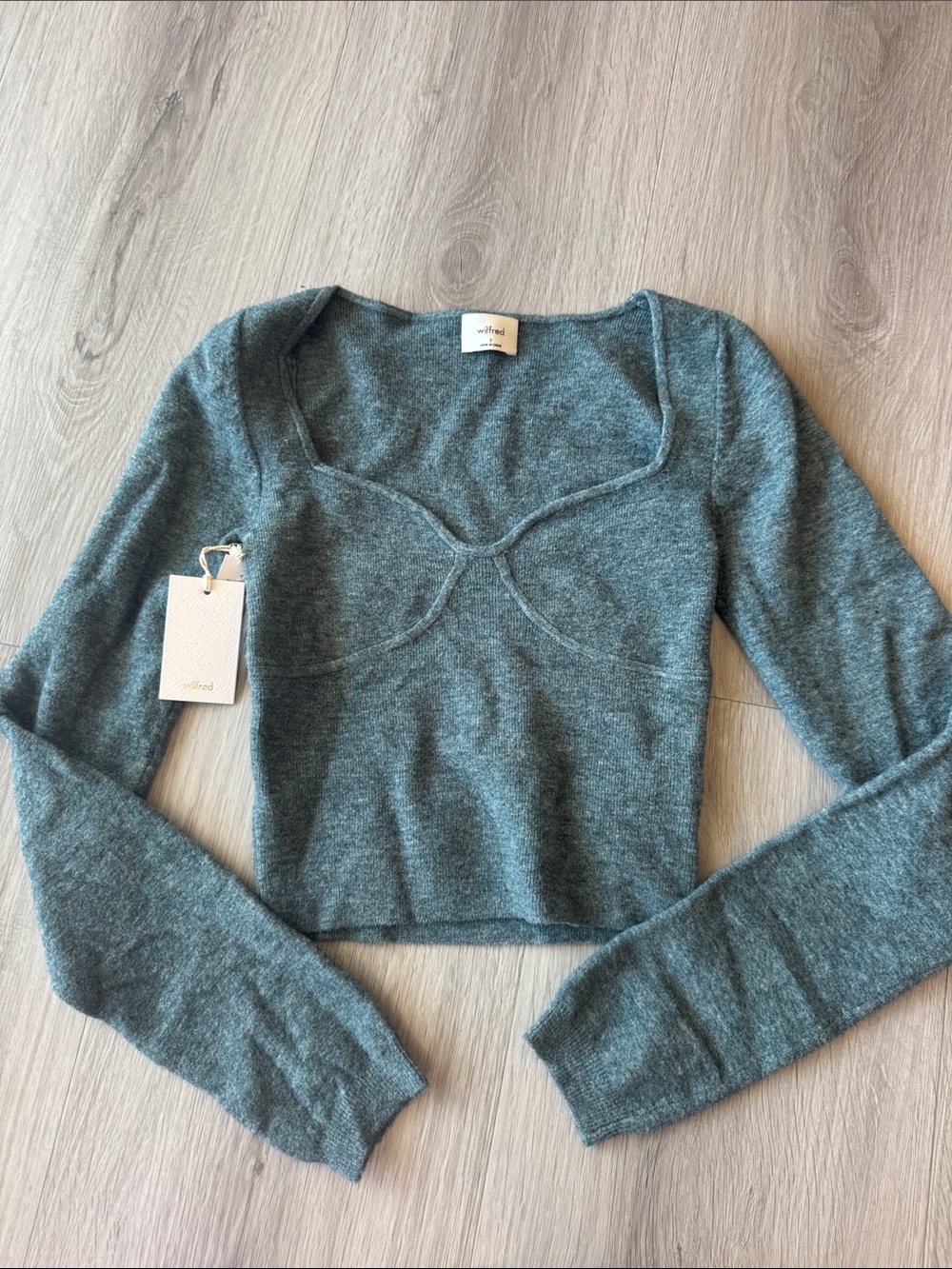 BRAND NEW TAGS ATTACHED Wilfred Heather Knit Top